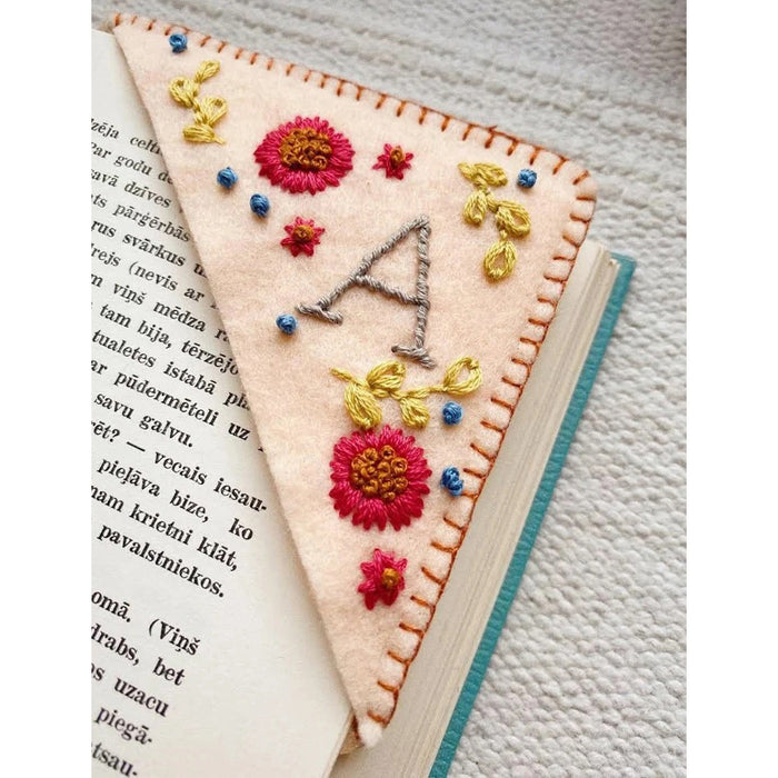 Personality Handmade Embroidery Corner Bookmark Felt Triangle Mark